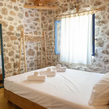 Appartement Rocksecret Edge à Kalamata Extérieur photo
