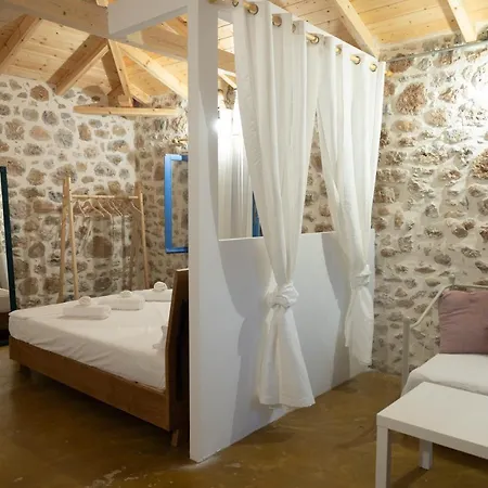 Appartement Rocksecret Edge à Kalamata Extérieur photo