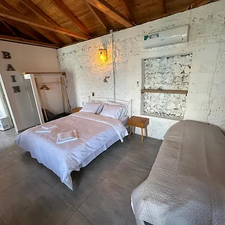 Appartement Rocksecret Edge à Kalamata Extérieur photo